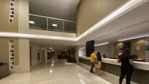 Ảnh chưa phân loại, 5 trong số 47 ảnh, nút