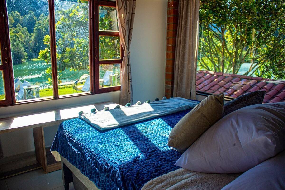 Classic Double Room | Bed sheets