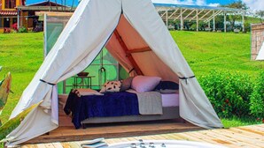 Comfort Bungalow | Bed sheets - Aw Guatape Glamping Resort  (San Vicente)