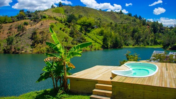 Classic Double Room | Living area - Aw Guatape Glamping Resort  (San Vicente)