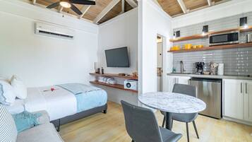 3 soverom, strykejern/-brett, wi-fi (inkludert) og sengetøy