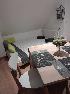 1 bedroom, WiFi, bed sheets - Appartement à la Campagne A Proximité Etretat Honfleur Le Havre Fécamp (Criquetot-l'Esneval)