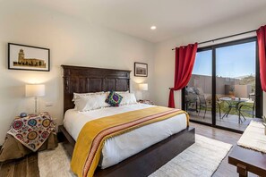 3 bedrooms, in-room safe, desk, iron/ironing board - Heated private pool - 3BR Villa - Quivira! (Cabo San Lucas)