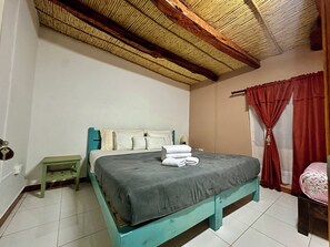 Couette en duvet d'oie, Wi-Fi gratuit, draps fournis