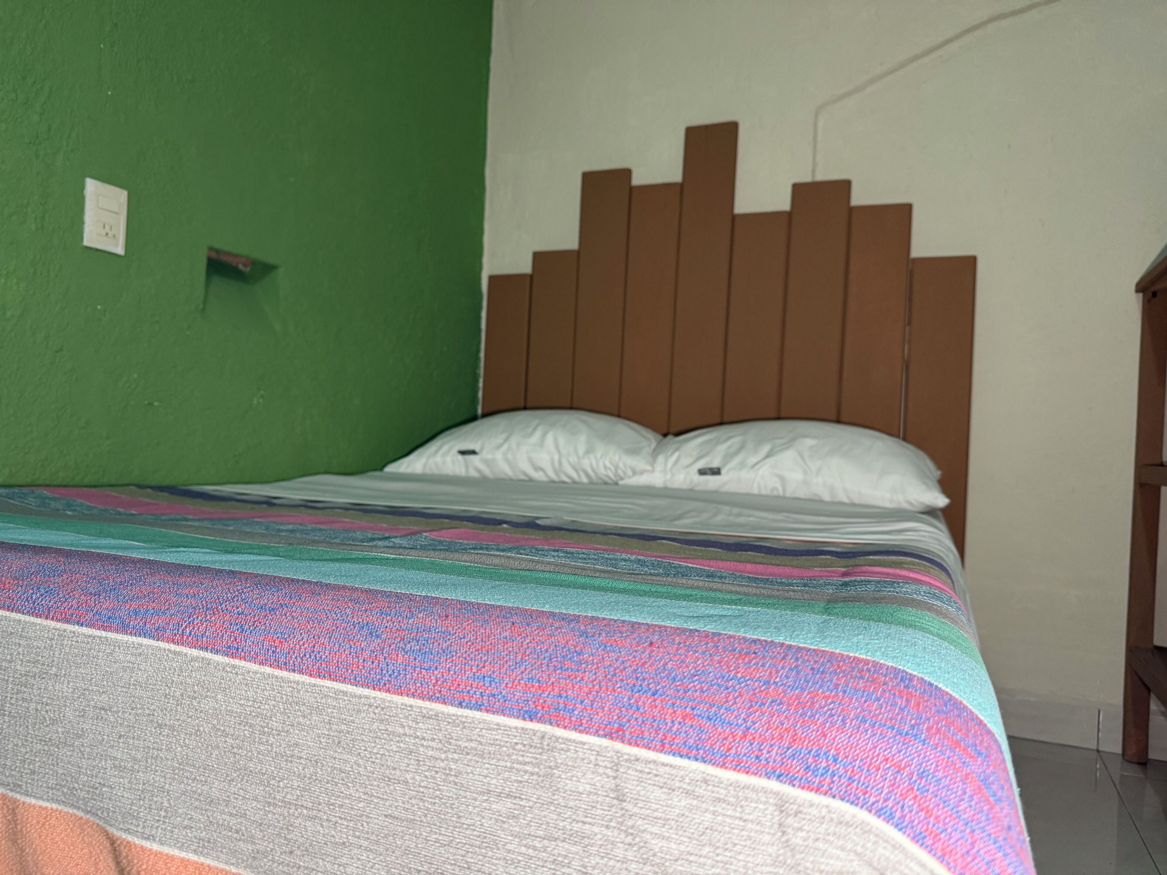 Economy Triple Room