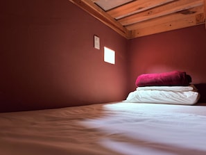 Economy Shared Dormitory | Wi-fi percuma, cadar katil 