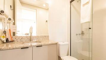 Appartement | Salle de bain | Articles de toilette gratuits