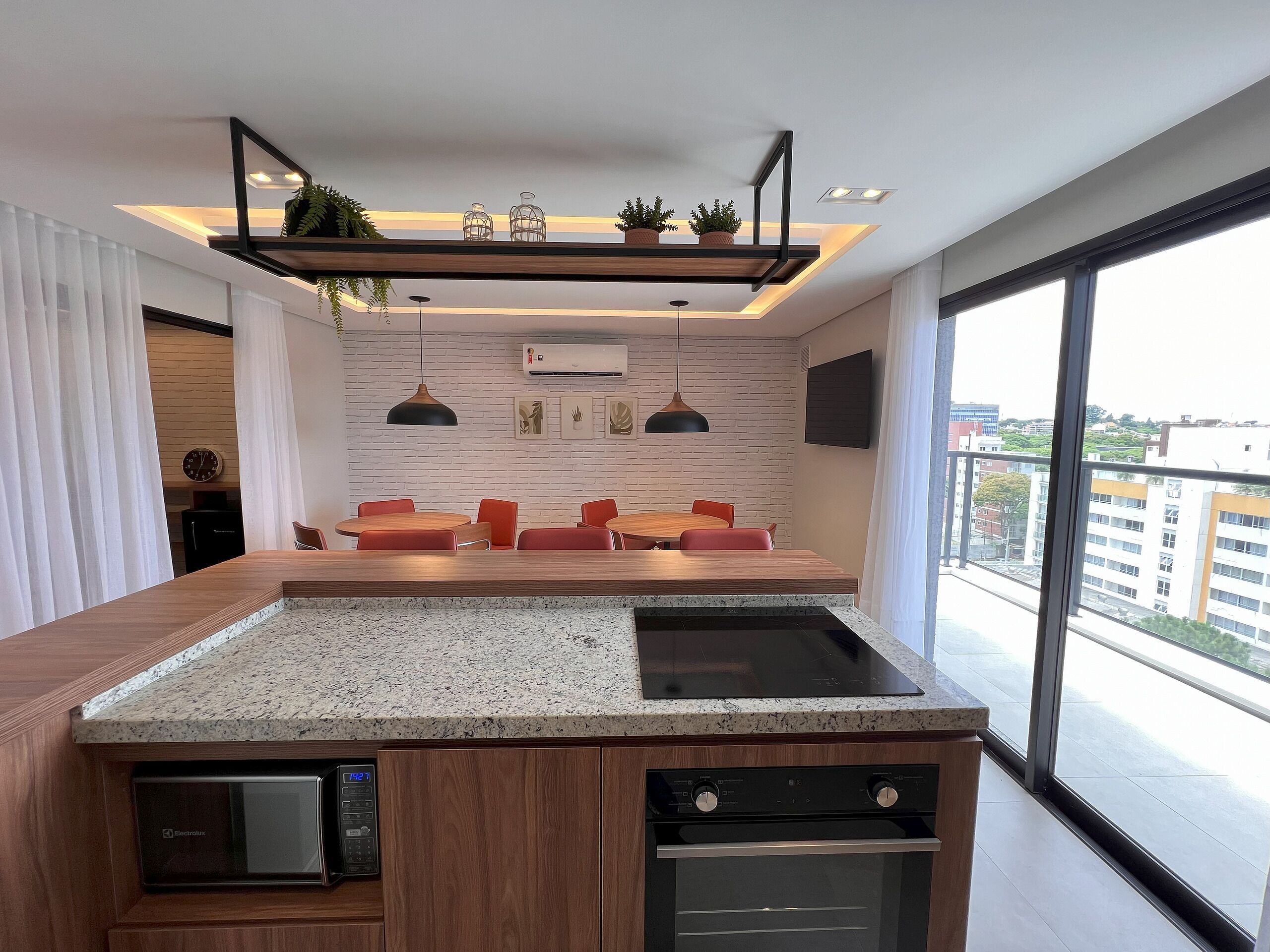 ไมโครเวฟ, เครื่องครัว/จาน/ช้อนส้อม