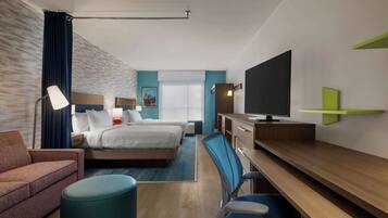 Basic Studio Suite, 2 Queen Beds