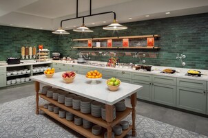 Free daily buffet breakfast