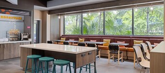 Tru By Hilton Miramar