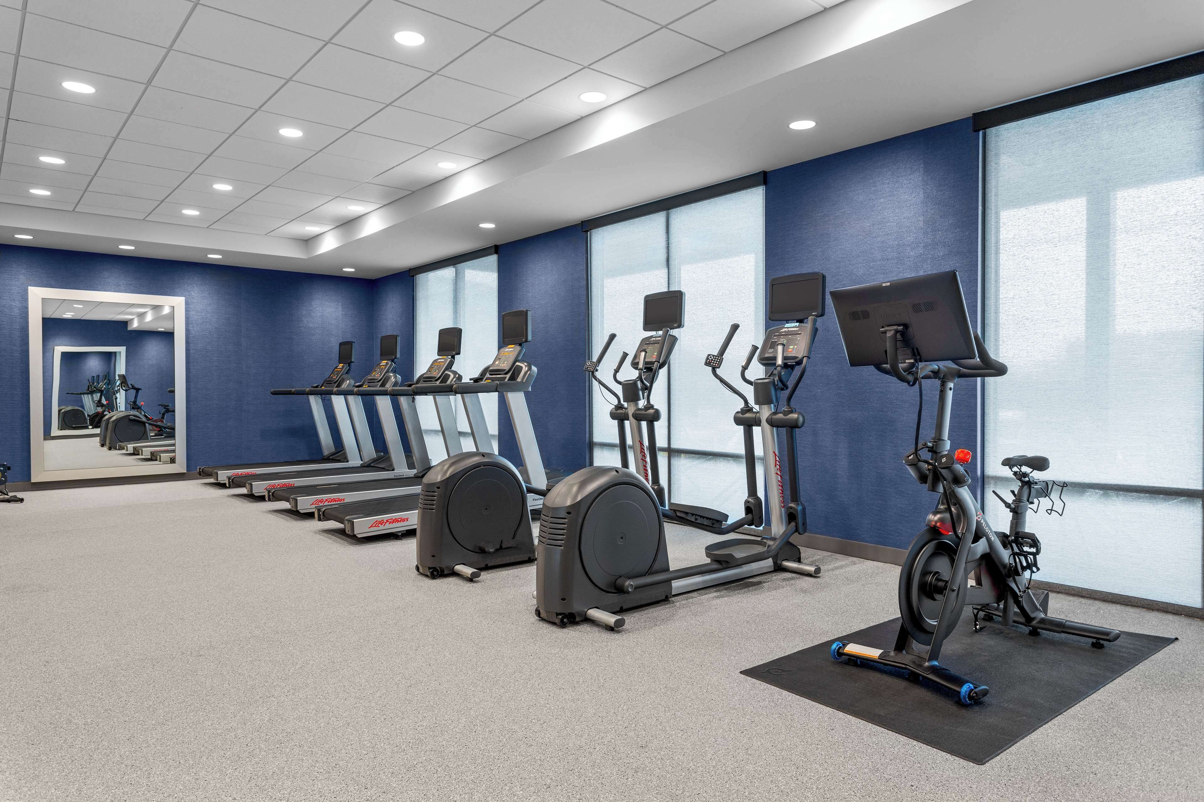 Photo - Home2 Suites By Hilton Indianapolis North At Intech Park