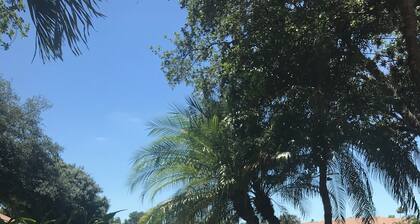 Pelican Pointe Golf & Country Club-Rare 2 Bedroom/ 2 Bath Villa