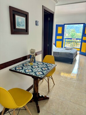 Standard dubbelrum | Badrum | Gratis toalettartiklar och handdukar