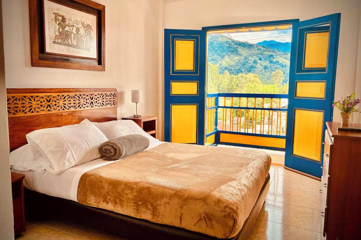 Standard Double Room | Hypo-allergenic bedding, desk, free WiFi
