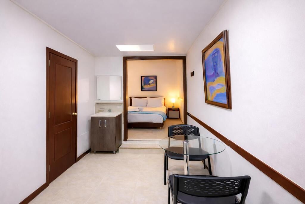 Kamar Double Standar, tanpa jendela | Seprai antialergi, meja kerja, dan Wi-Fi gratis