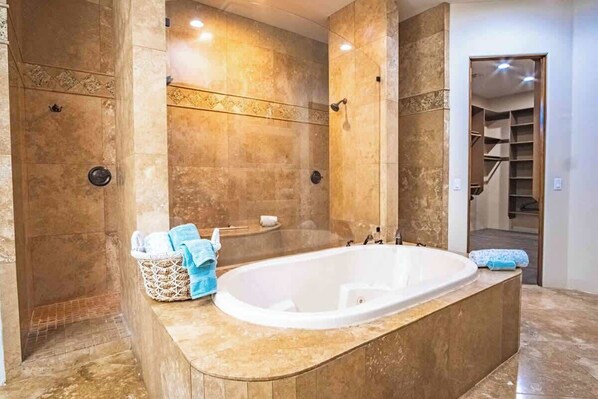 Shower, hair dryer, towels