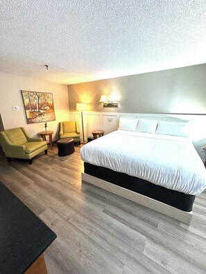 Standard Room, 1 King Bed | Premium bedding, down comforters, pillowtop beds, individually decorated - Presque Isle Hotel (Presque Isle)