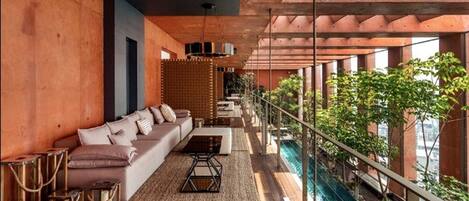 المنطقة المحيطة بالمنشأة