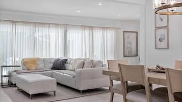 智能电视、立体声音响