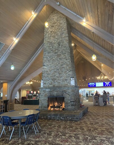 Prime Location! Ski In/Out. Next to Ski Lift#8, Main Lodge, SugarShack&SportsBar