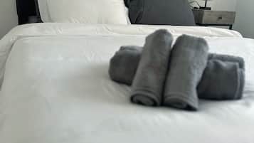 3 bedrooms, desk, travel crib, free WiFi