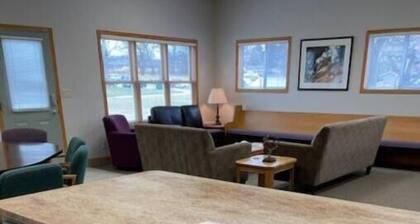 The WiCK in Adel Spacious 1200 sf is all yours