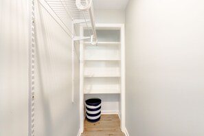 Interior - Newly Renovated Private Retreat in North Raleigh! (Raleigh)