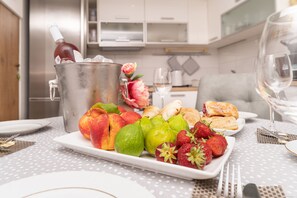 Dining - Apartment Cameleon, in the heart of the Old Town (Dubrovnik)