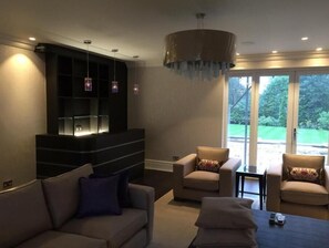 Interior - 1 Bedroom Basement Apt, Very Neat And Spotless In A Quiet Neighborhood 1 BDRM (Markham)