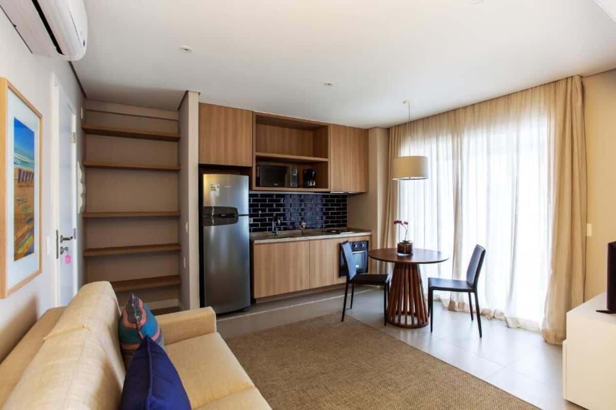 Traditional-Zweibettzimmer | 2 Schlafzimmer, Zimmersafe, schallisolierte Zimmer, kostenloses WLAN