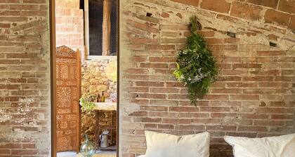 Rural break, comfort and nature 30 km from Barcelona