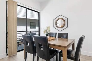 Dining - another amazing downtown view no.3 (Dallas)