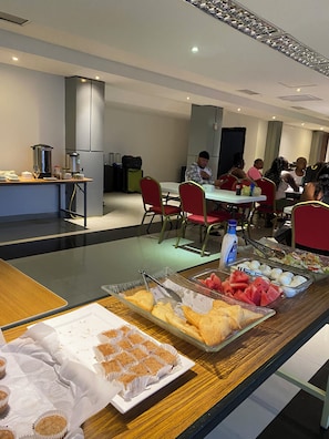Banquet hall - Golden Tree Hotel (Belize City)