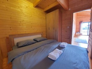 Chambres insonorisées, Wi-Fi gratuit, draps fournis