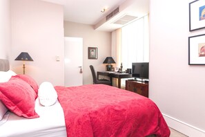 Apartemen, 1 kamar tidur, balkon, pemandangan kebun | 1 kamar tidur
