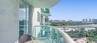 Sunny Isles 4 Bedrooms on the beach