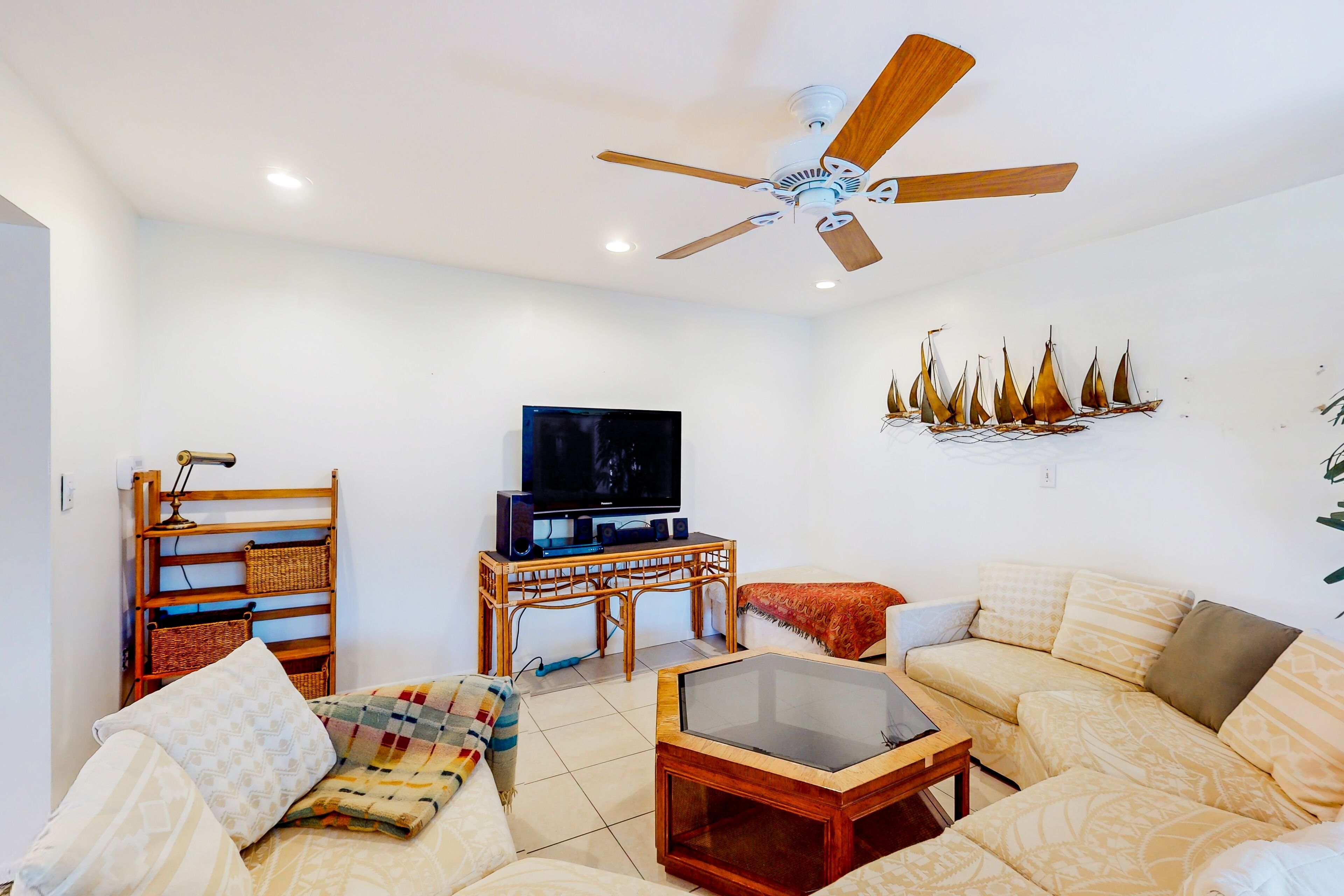 Dog-friendly home near the beach with private pool, enclosed patio, & W/D