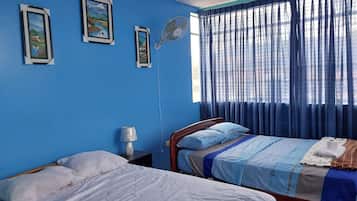 2 habitaciones, tabla de planchar con plancha y wifi gratis
