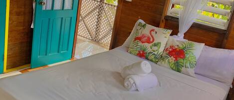 Free WiFi, bed sheets