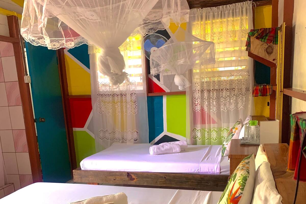 Kamar Twin Klasik | Wi-Fi gratis dan seprai linen
