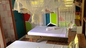 Habitación clásica con 2 camas individuales | Wifi gratis y ropa de cama