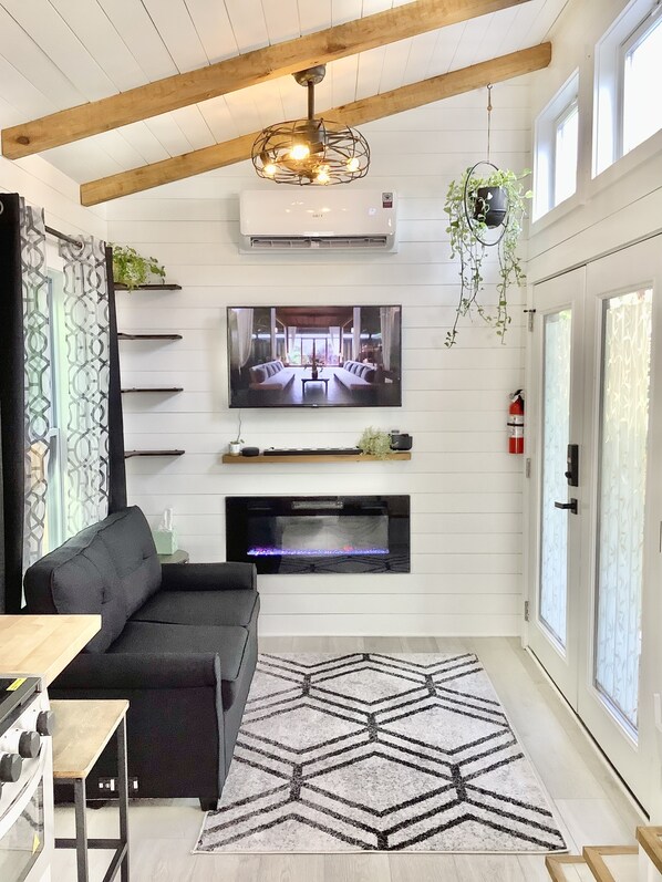 TV connectée, cheminée