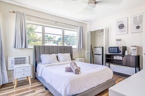 6 Schlafzimmer, Bügeleisen/Bügelbrett, Internetzugang, Bettwäsche