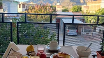 Desayuno buffet incluido todos los días