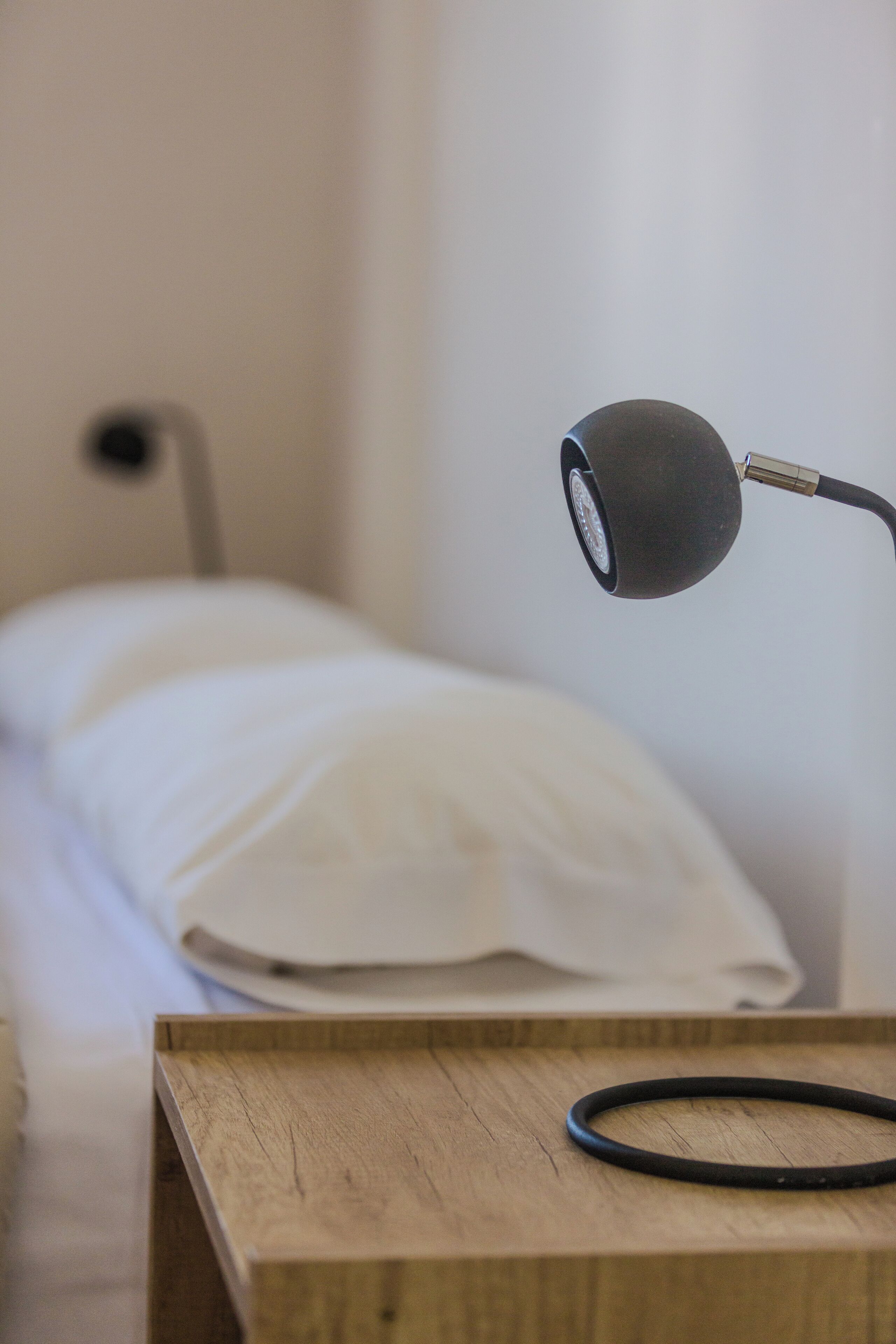 Premium bedding, minibar, individually furnished, desk