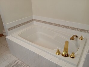 風筒、提供毛巾、番梘、洗頭水