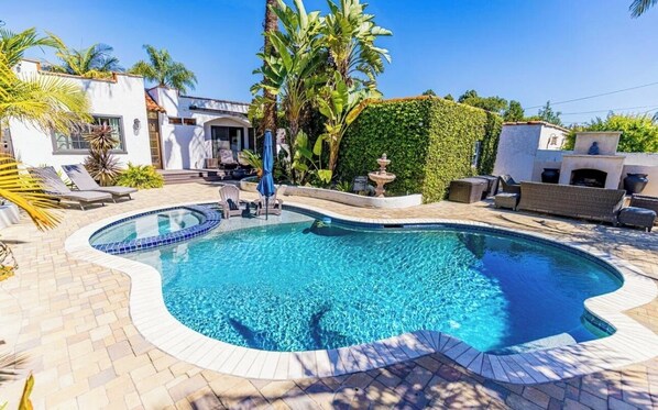 Alberca al aire libre