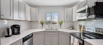 Cozy and Centrally located brand new 2B 1Ba Apt #4