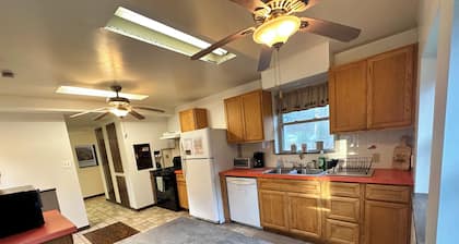 Pet friendly 4 br home on 6.5 acres w access to swim & fishing area --sleeps 10
